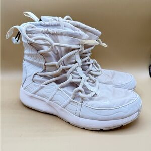 Nike Tanjun High Rise Phantom Women’s Boots Size 7.5 (AO0355-003) Winter Sneaker